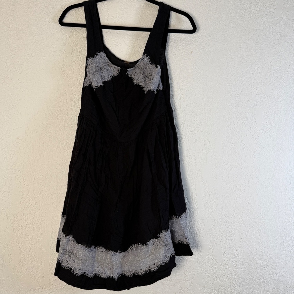 Free People XS Black Lace Trim Sleeveless Mini Dress Boho Rayon Cotton Indie